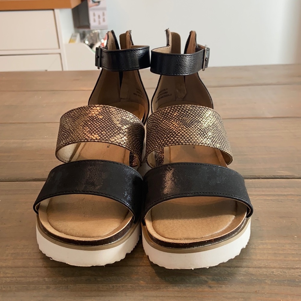 Black and Gold Wedges